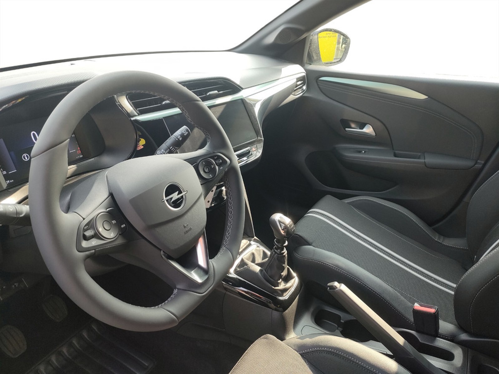 UNICAR Opel Corsa