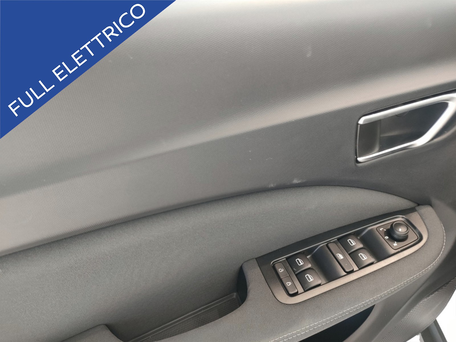 UNICAR Leapmotor T03