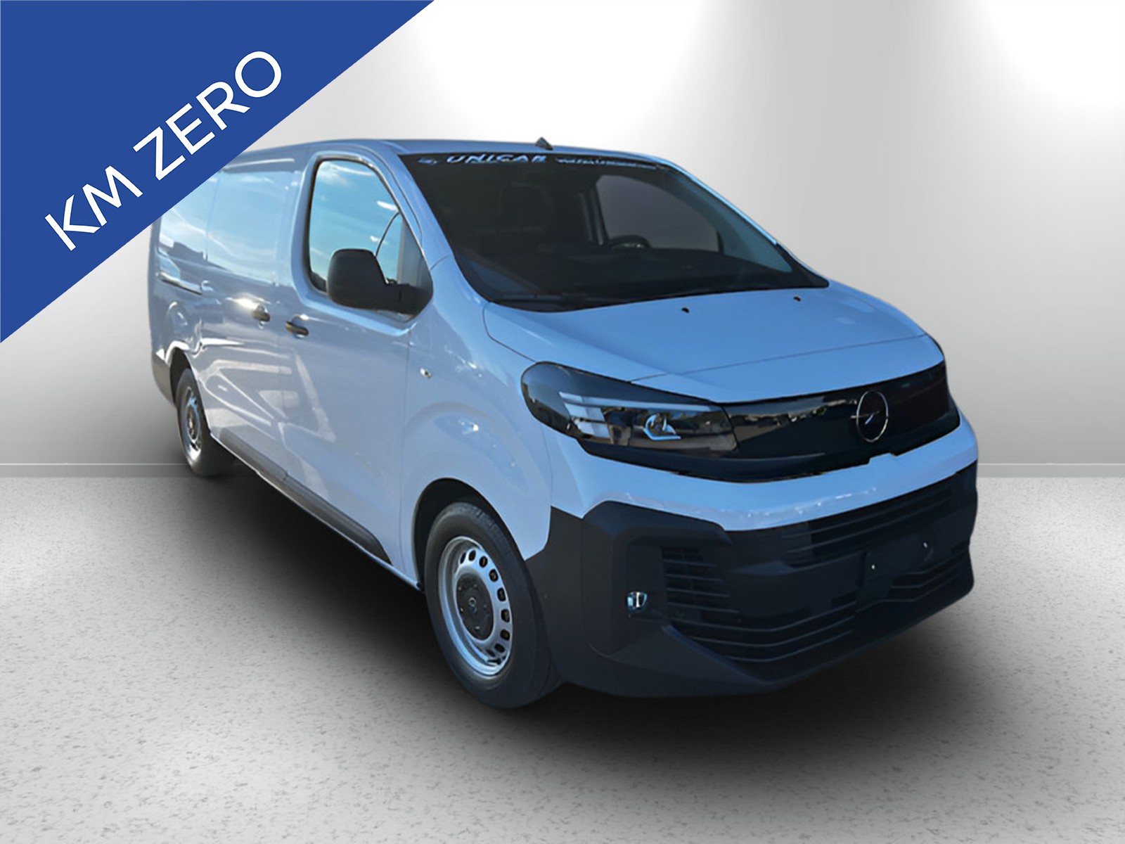 UNICAR Opel Vivaro