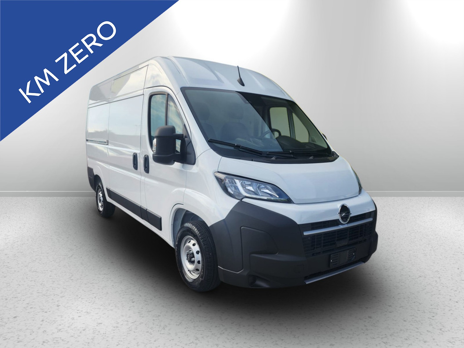 UNICAR Opel Movano