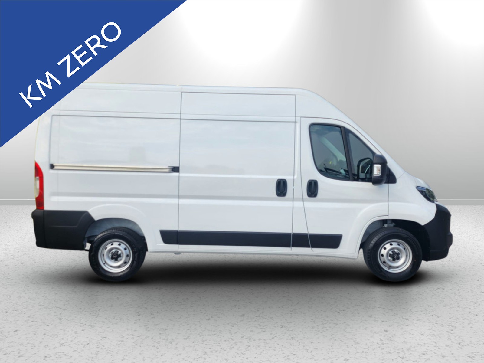 UNICAR Opel Movano