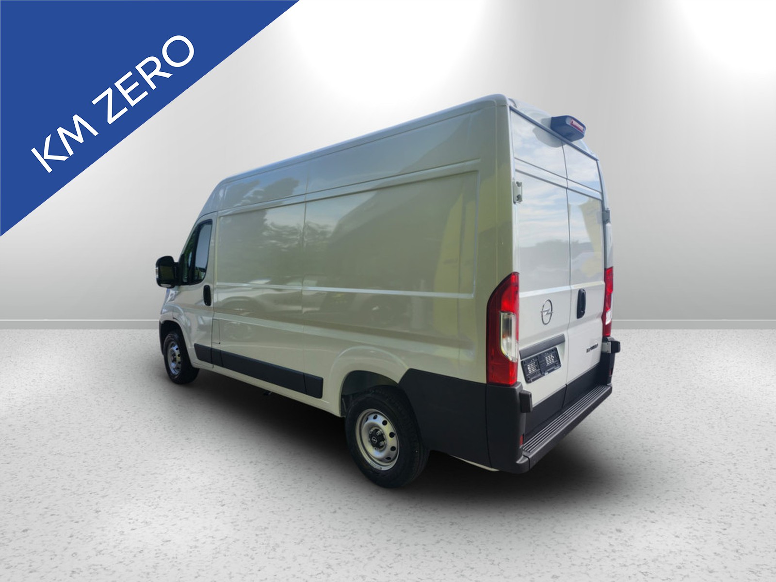 UNICAR Opel Movano