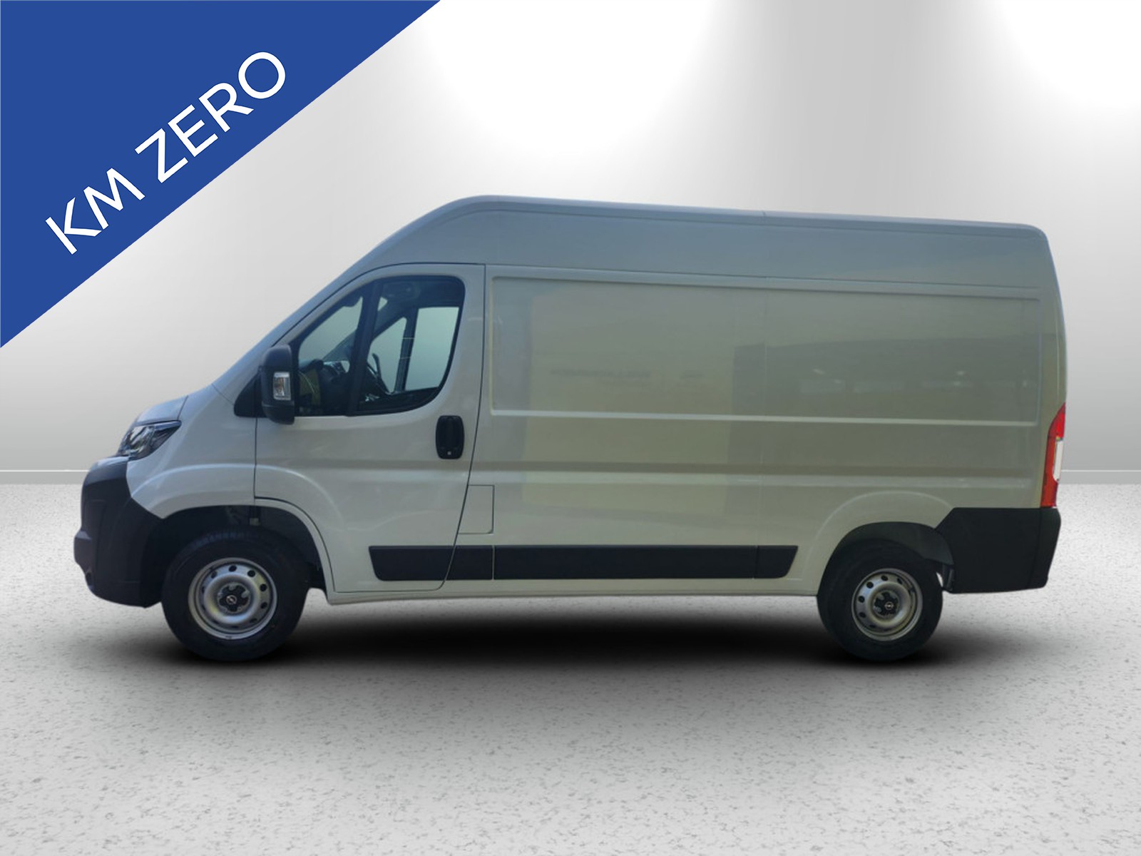 UNICAR Opel Movano