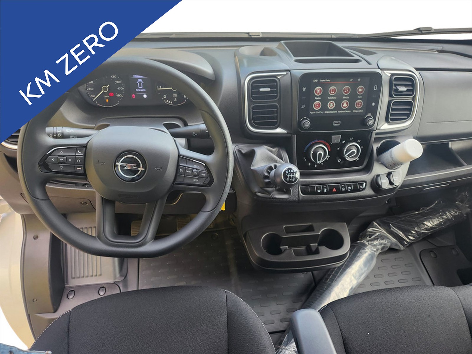 UNICAR Opel Movano