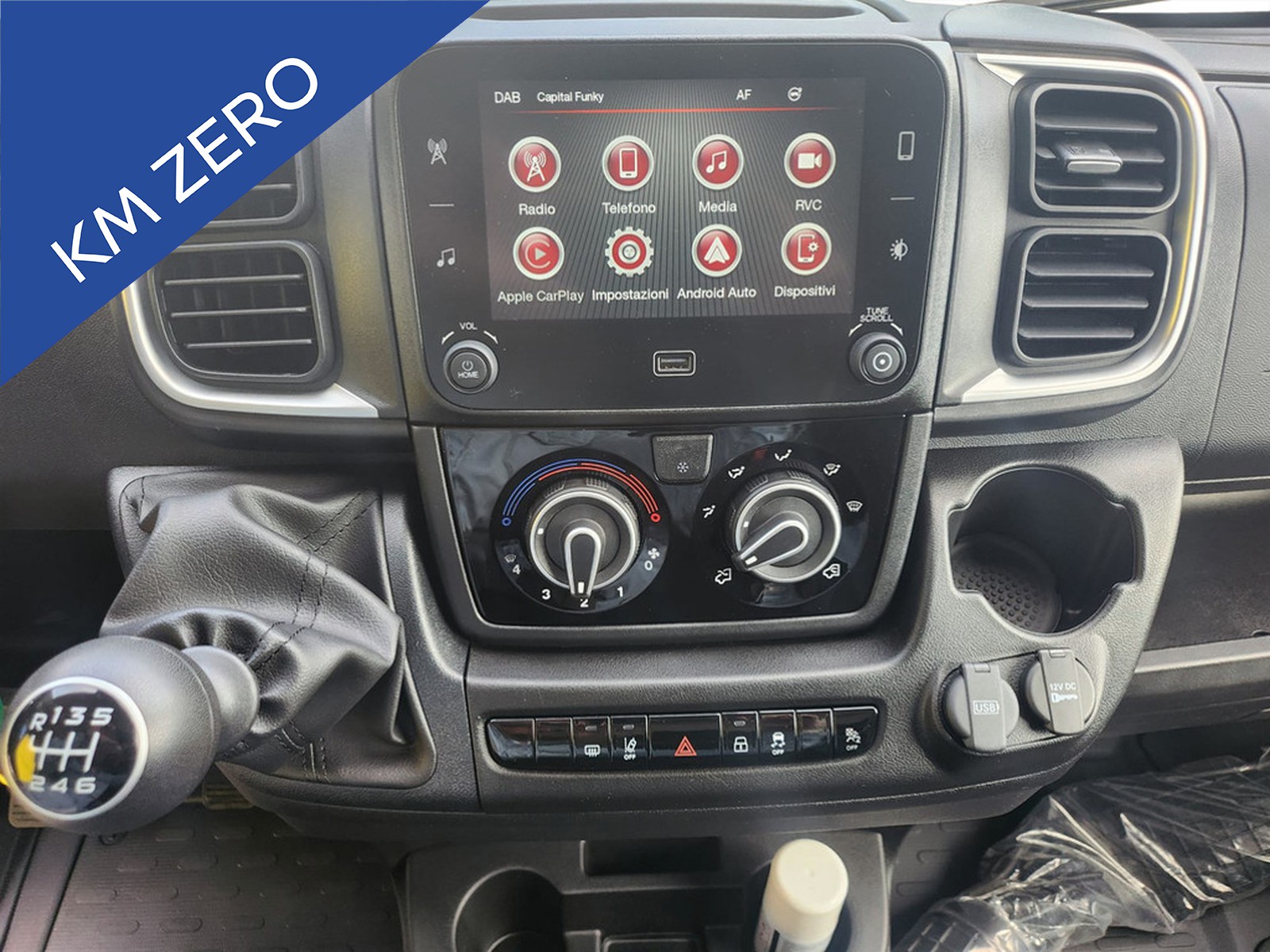 UNICAR Opel Movano