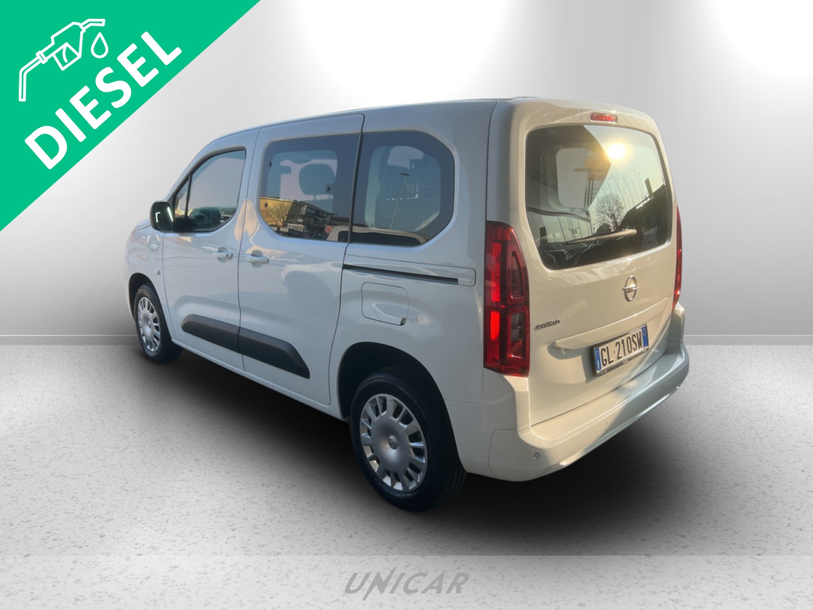 UNICAR Opel Combo