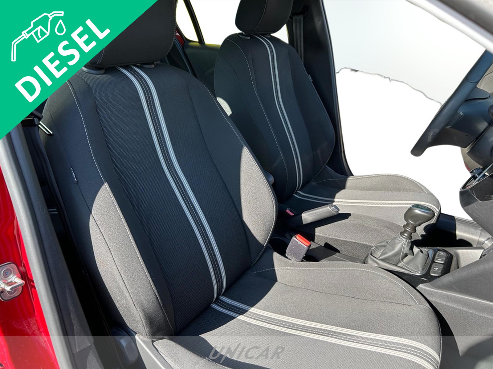 UNICAR Opel Corsa