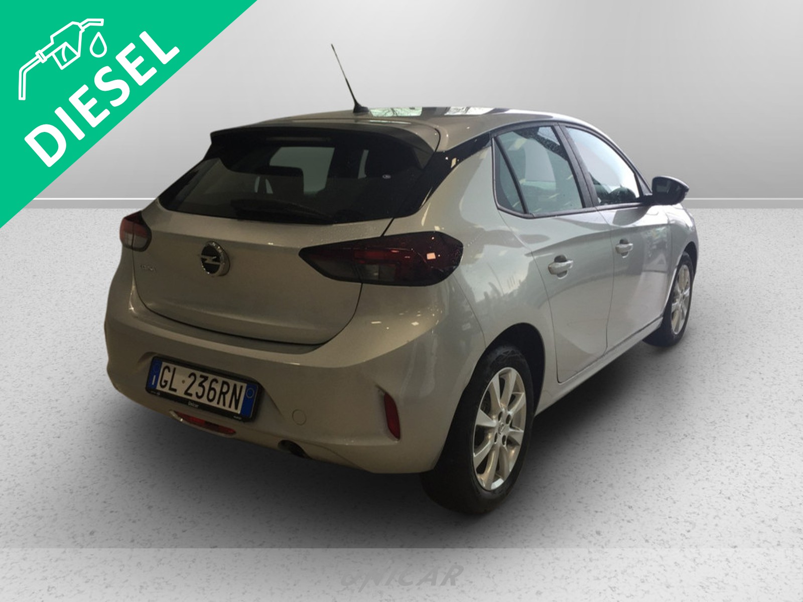 UNICAR Opel Corsa