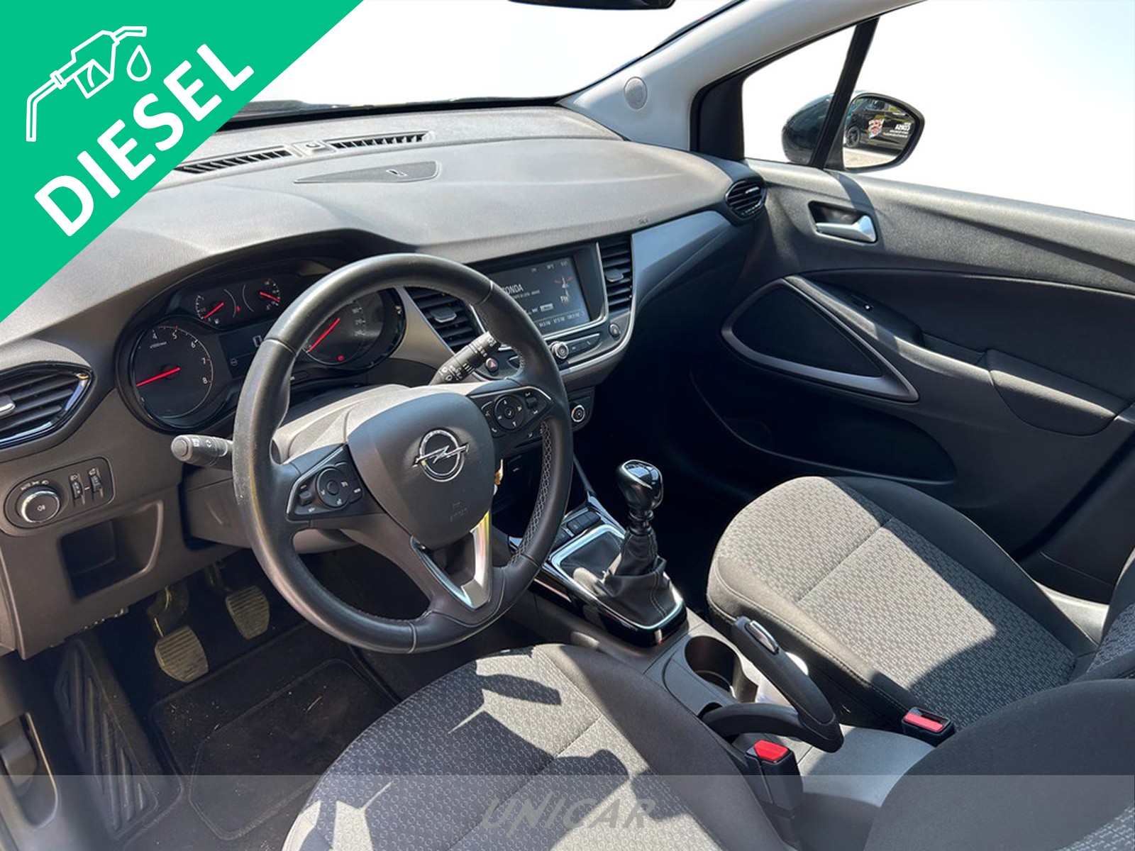 UNICAR Opel Crossland