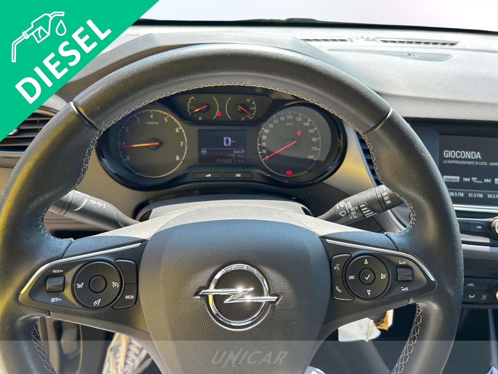 UNICAR Opel Crossland