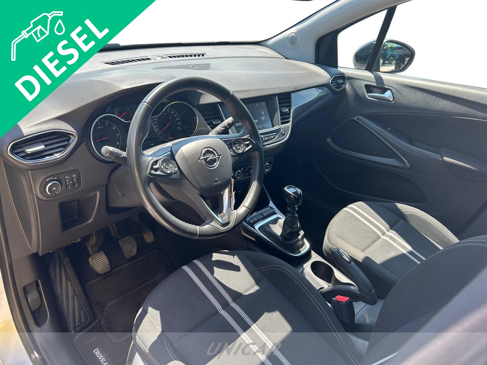 UNICAR Opel Crossland