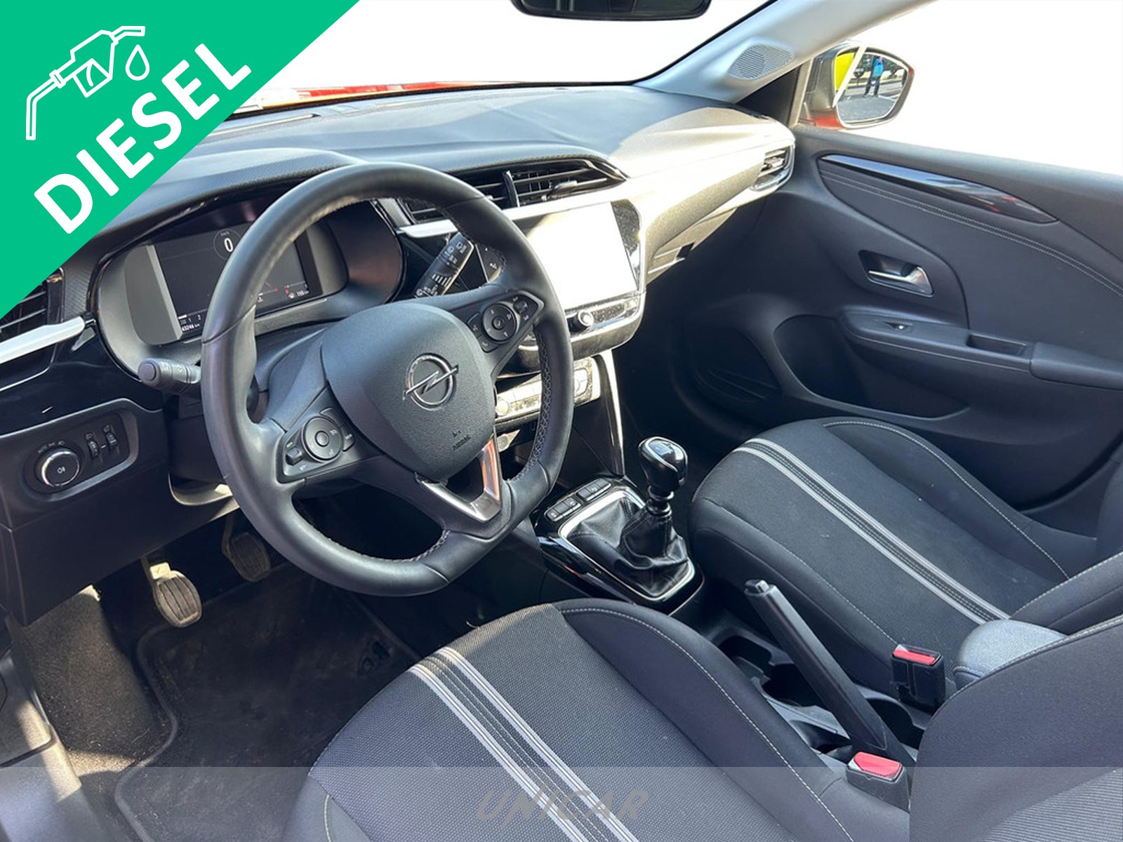UNICAR Opel Corsa