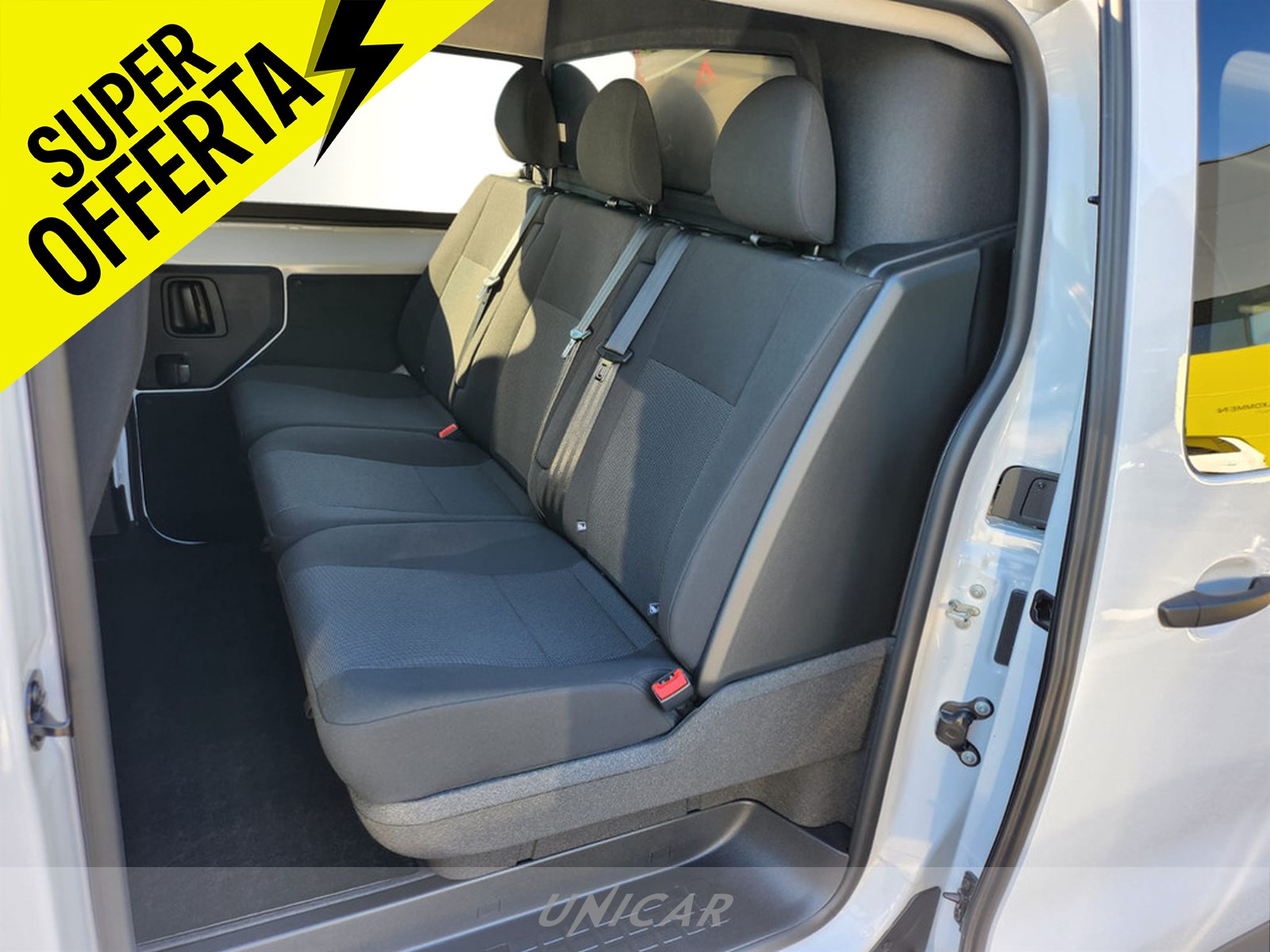 UNICAR Opel Vivaro
