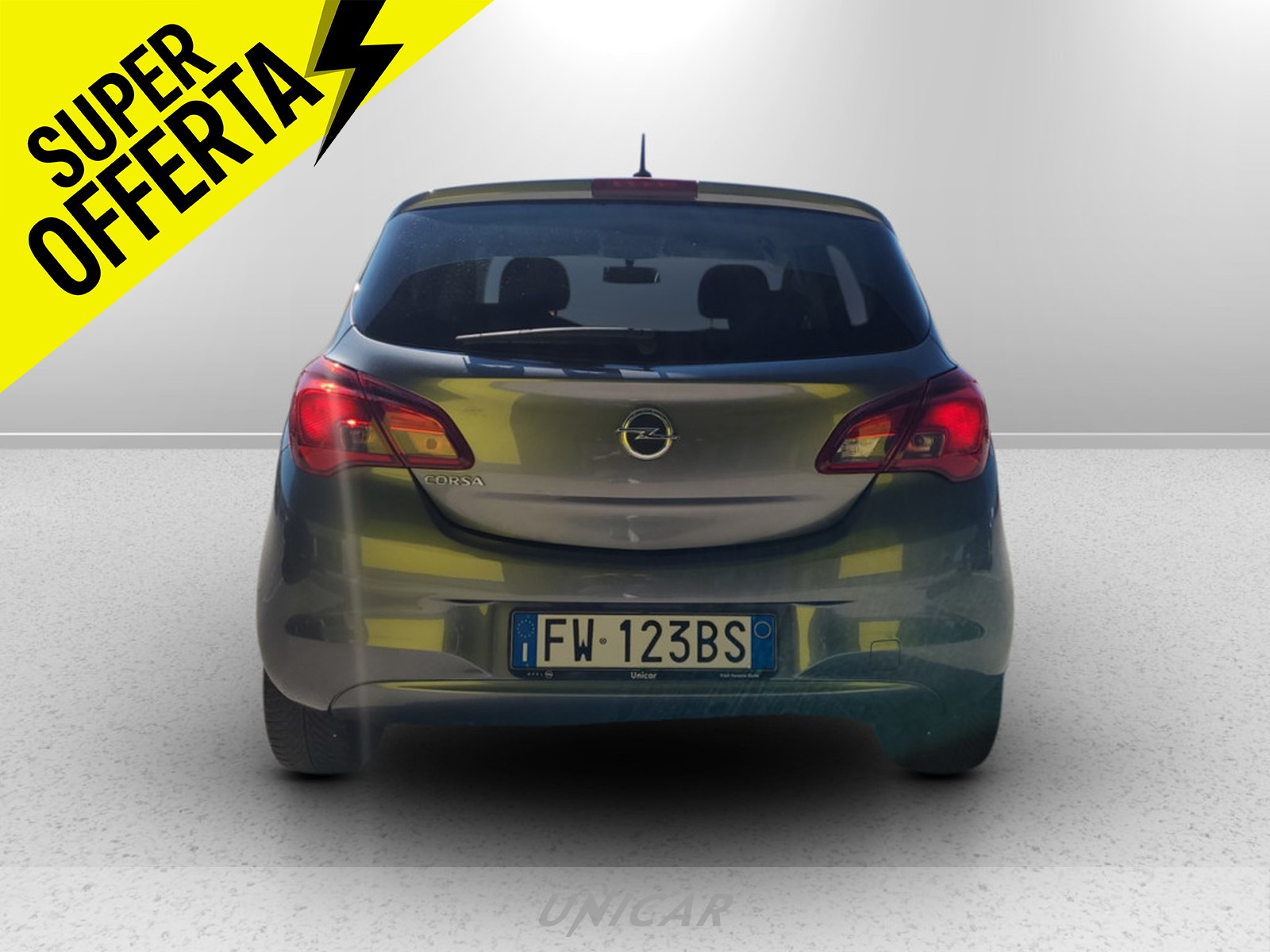 UNICAR Opel Corsa