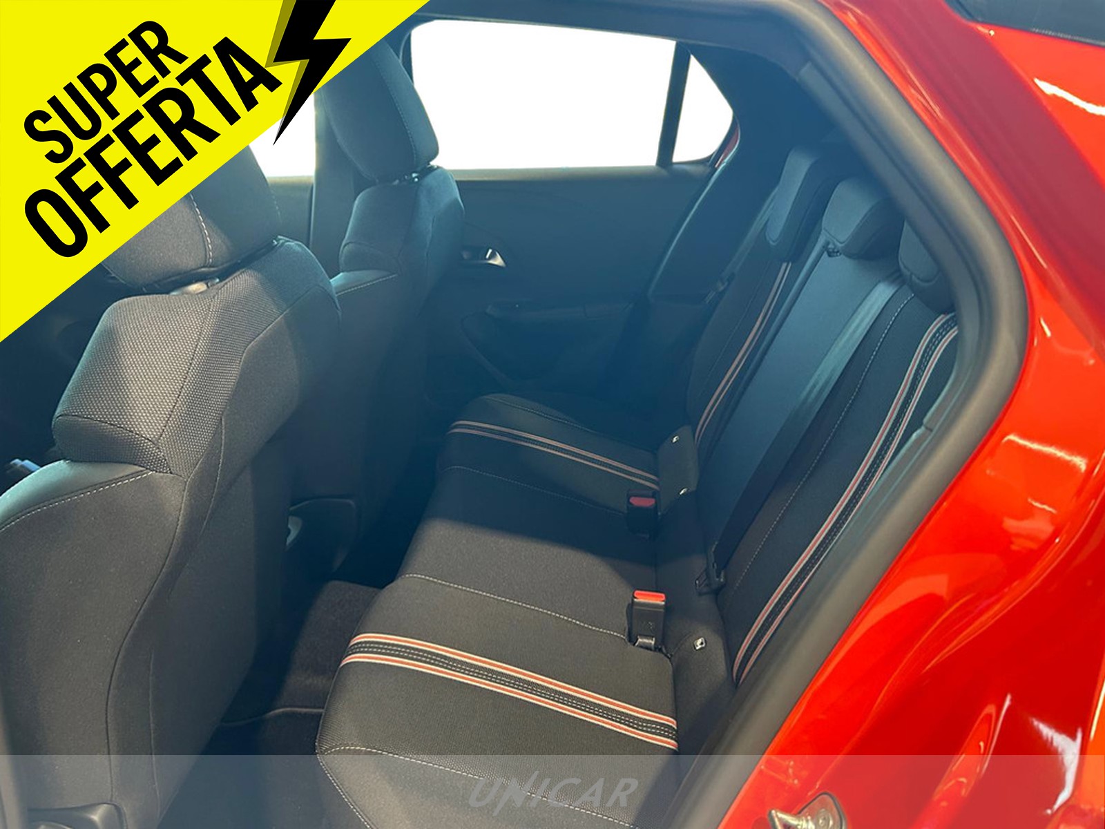 UNICAR Opel Corsa