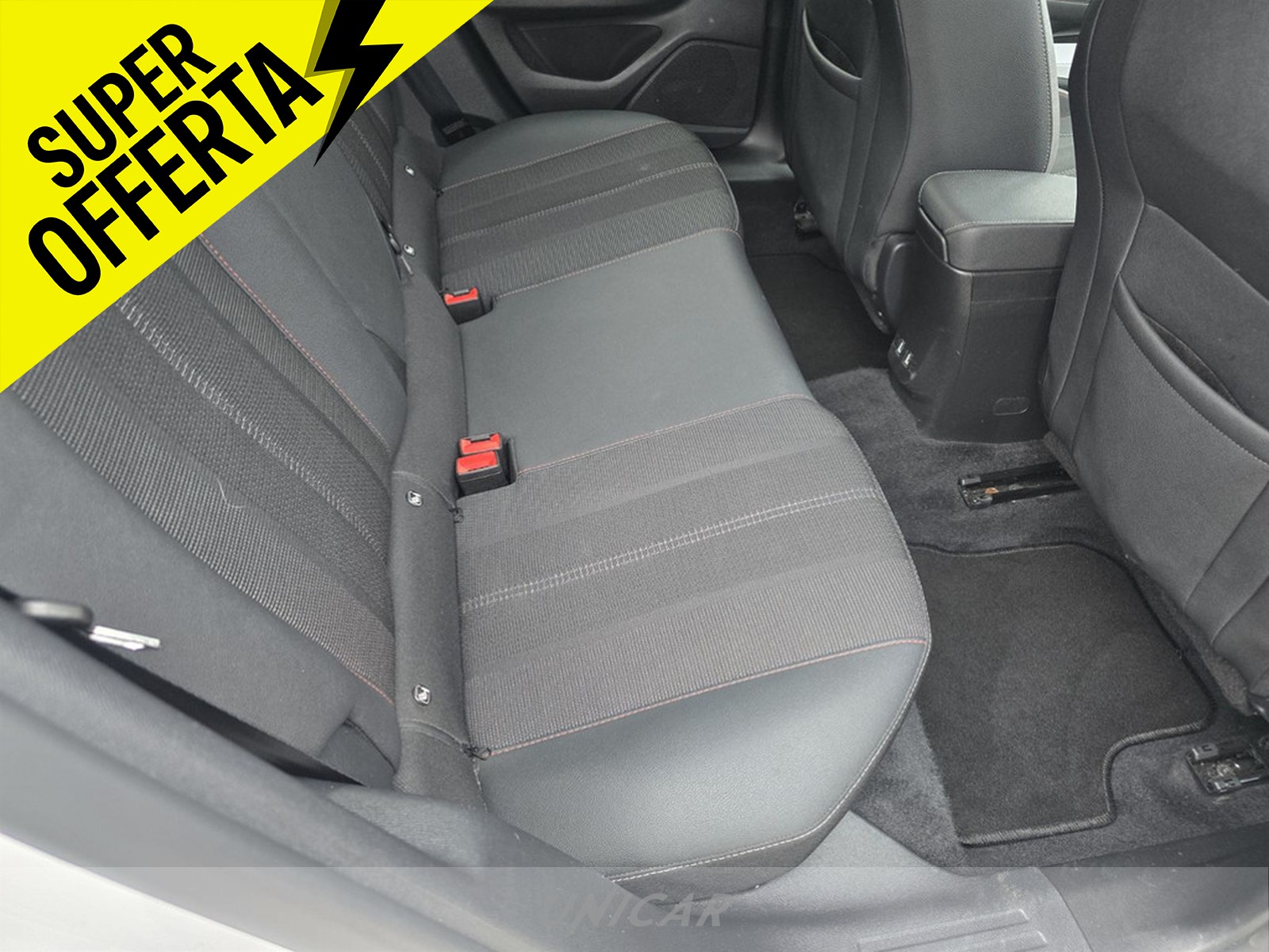 UNICAR Opel Mokka