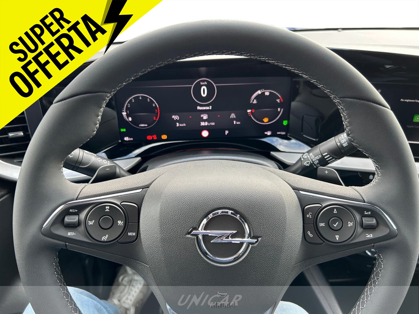 UNICAR Opel Mokka