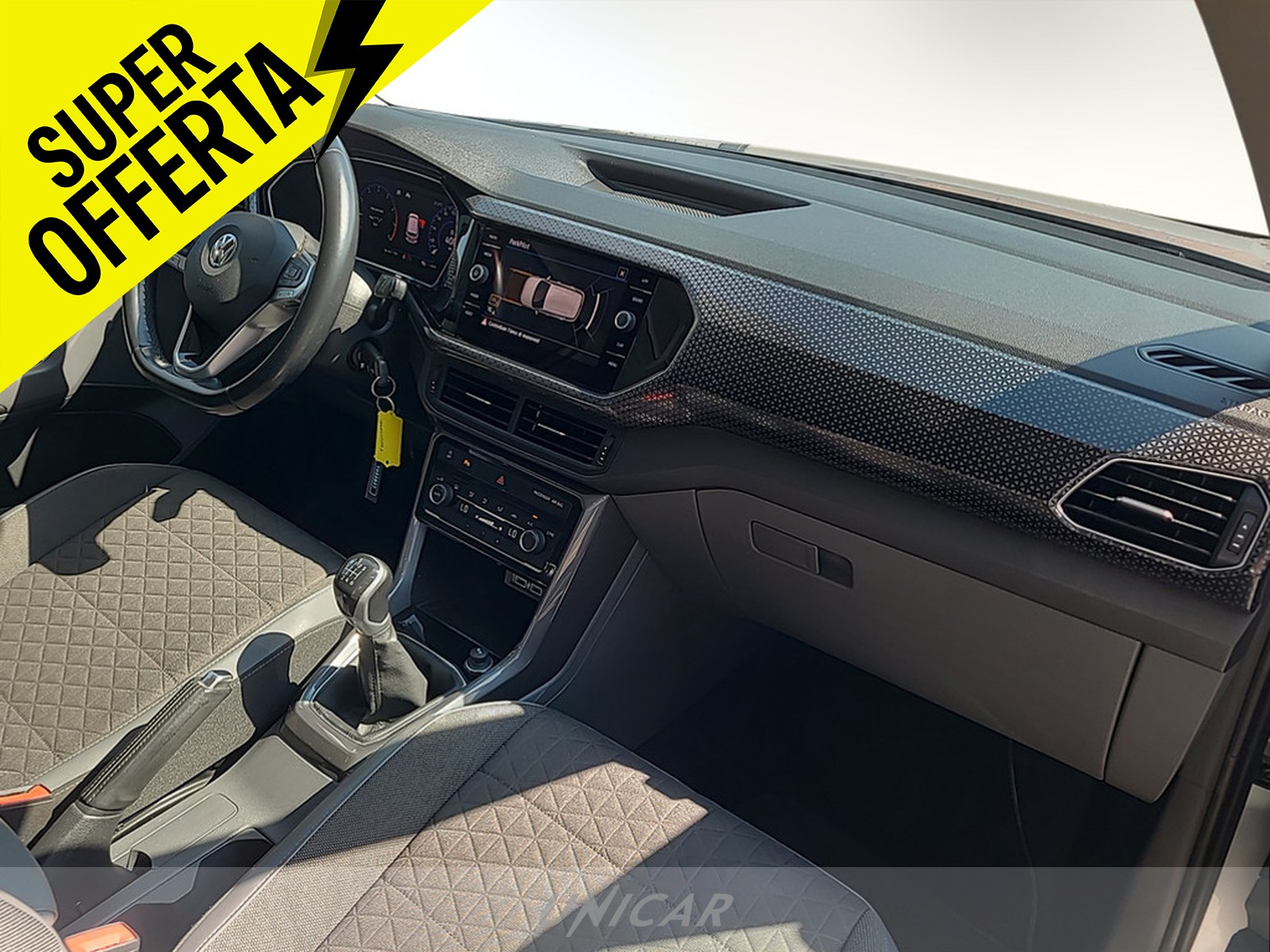 UNICAR Volkswagen T-Cross