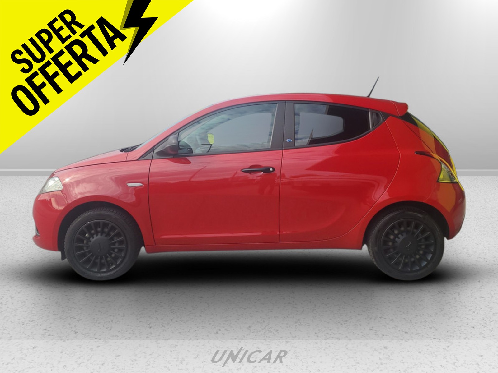 UNICAR Lancia Ypsilon