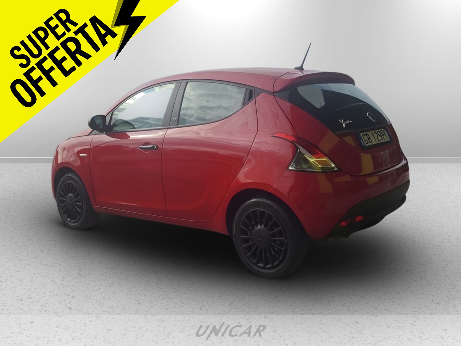 UNICAR Lancia Ypsilon