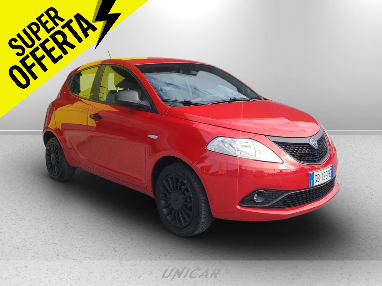 UNICAR Lancia Ypsilon
