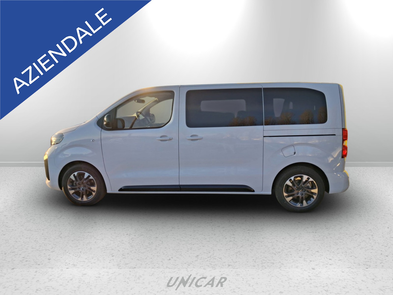 UNICAR Opel Zafira Life