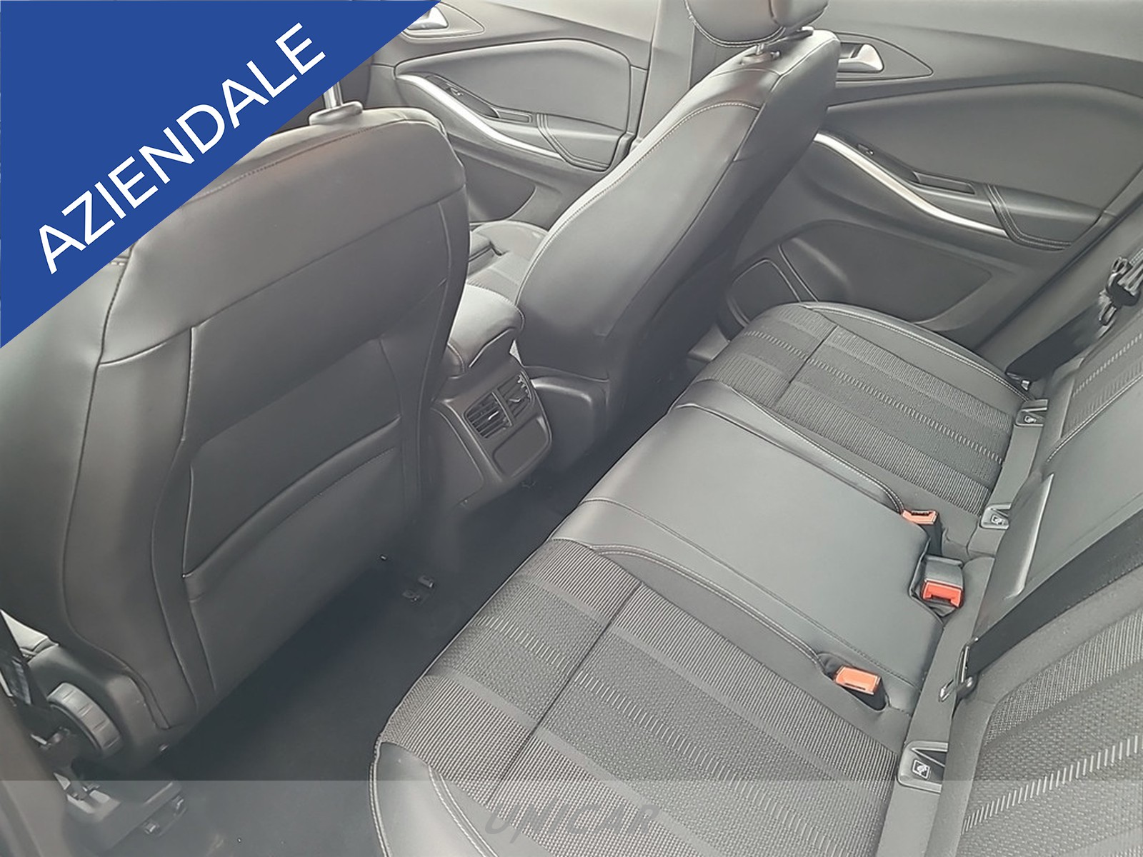 UNICAR Opel Grandland