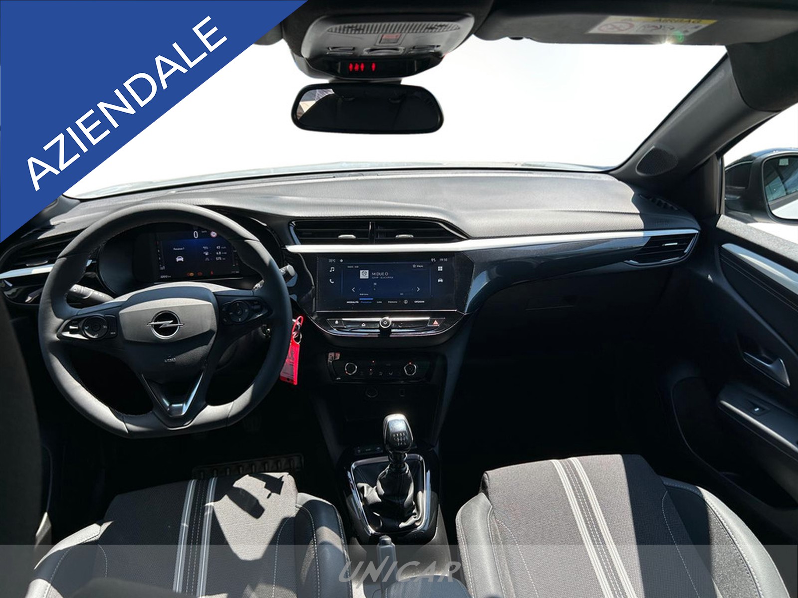 UNICAR Opel Corsa