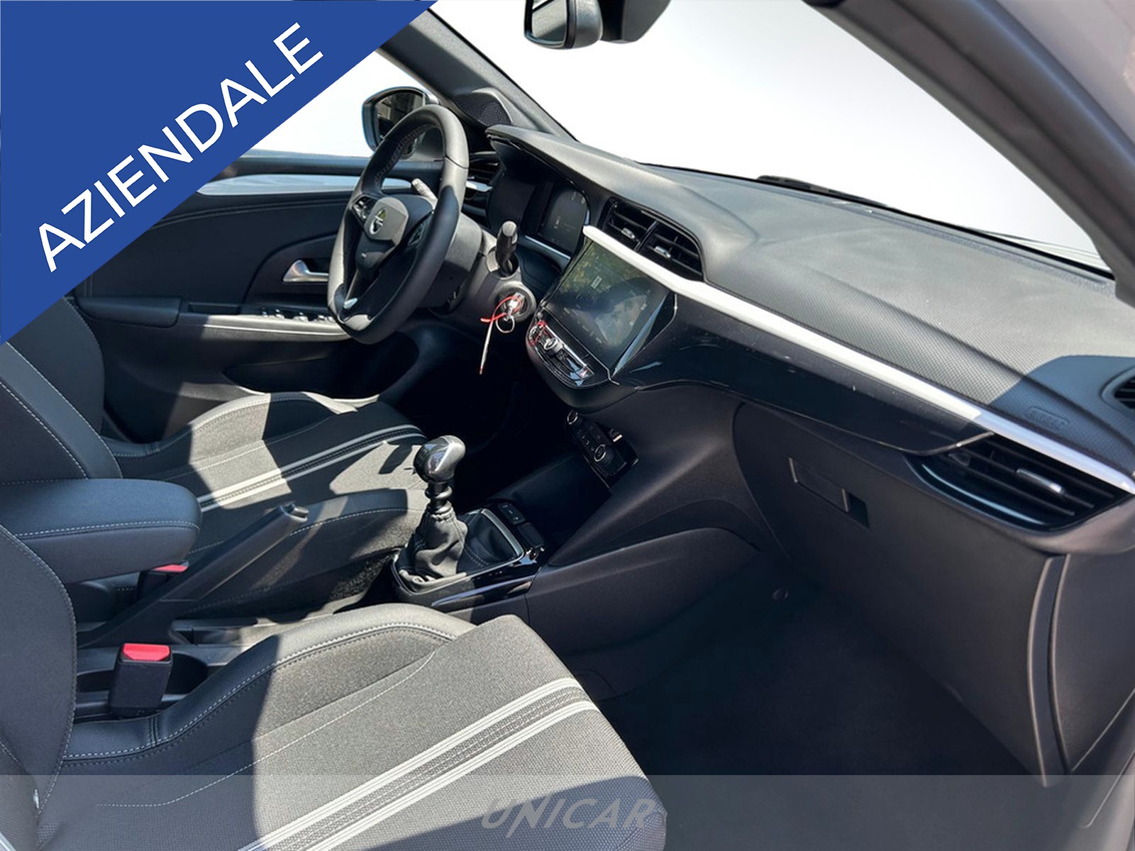 UNICAR Opel Corsa