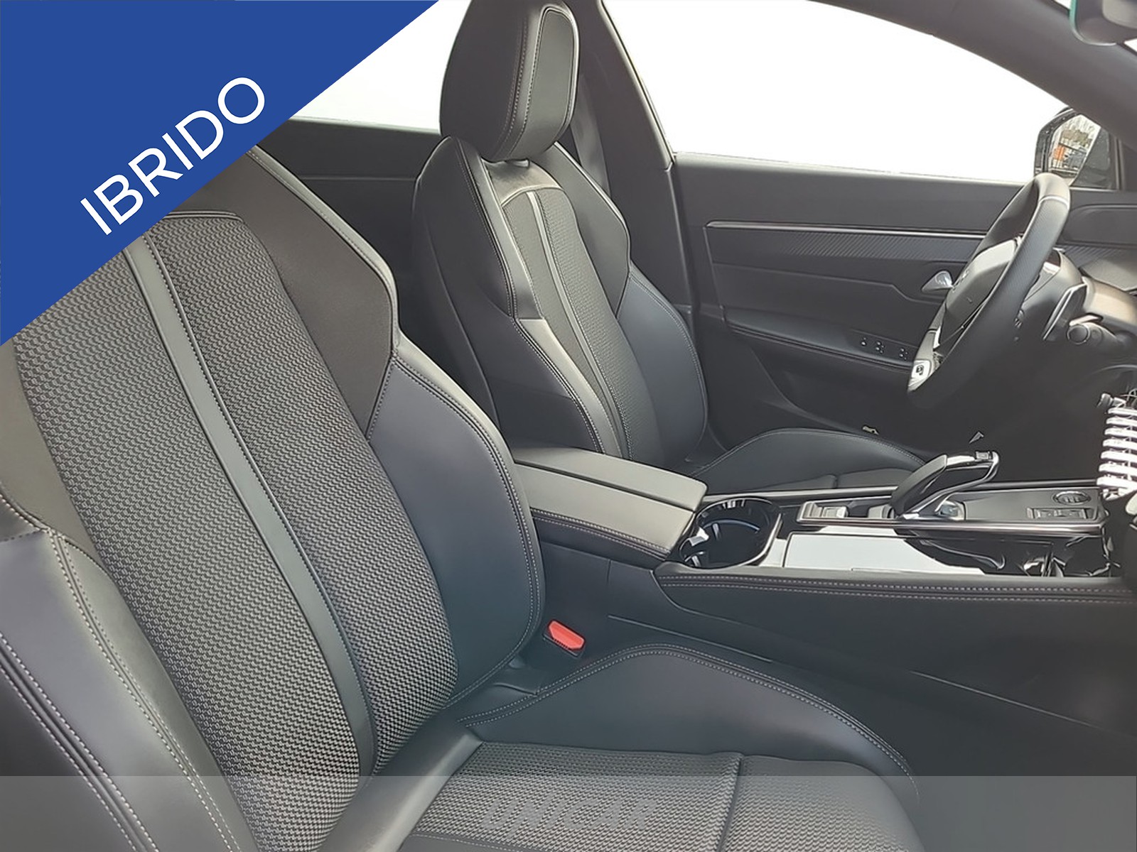UNICAR Peugeot 508