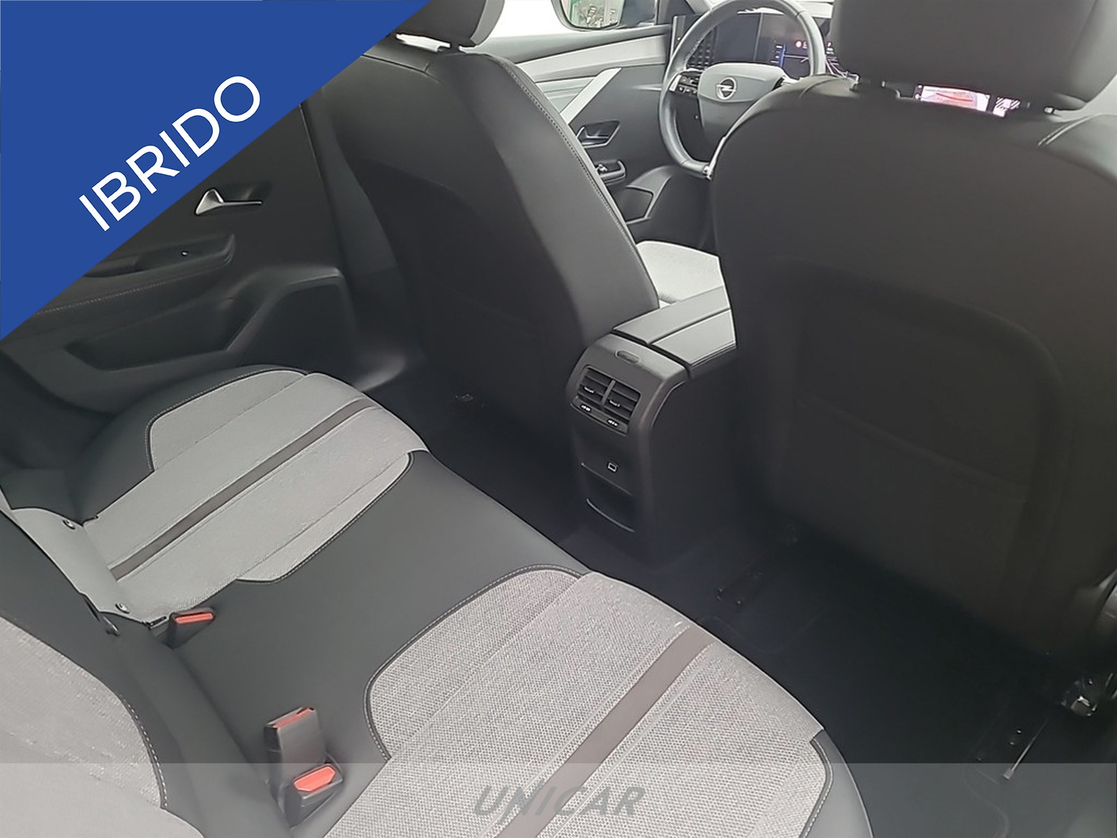 UNICAR Opel Astra