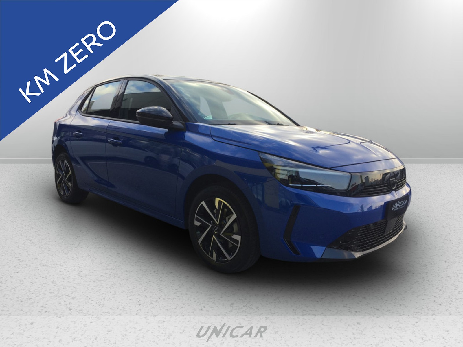 UNICAR Opel Corsa