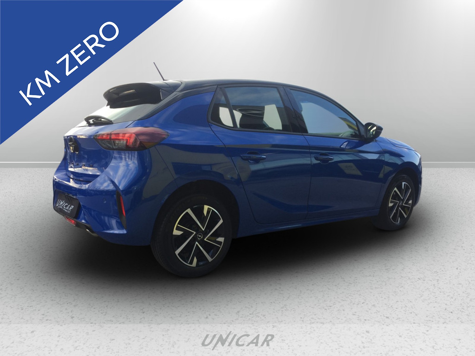 UNICAR Opel Corsa