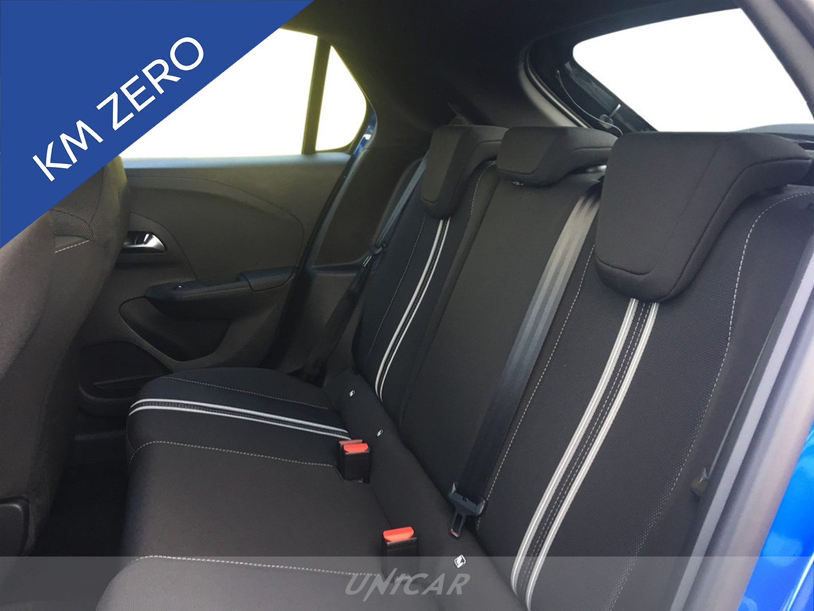 UNICAR Opel Corsa