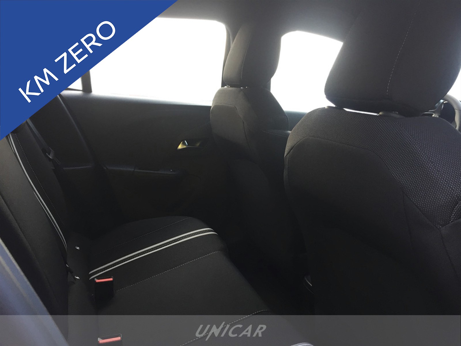 UNICAR Opel Corsa
