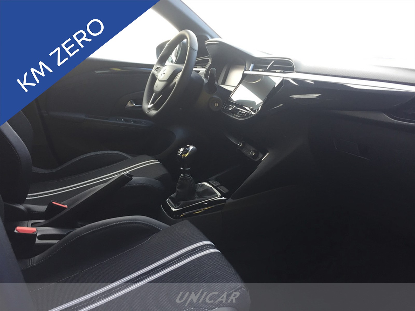 UNICAR Opel Corsa