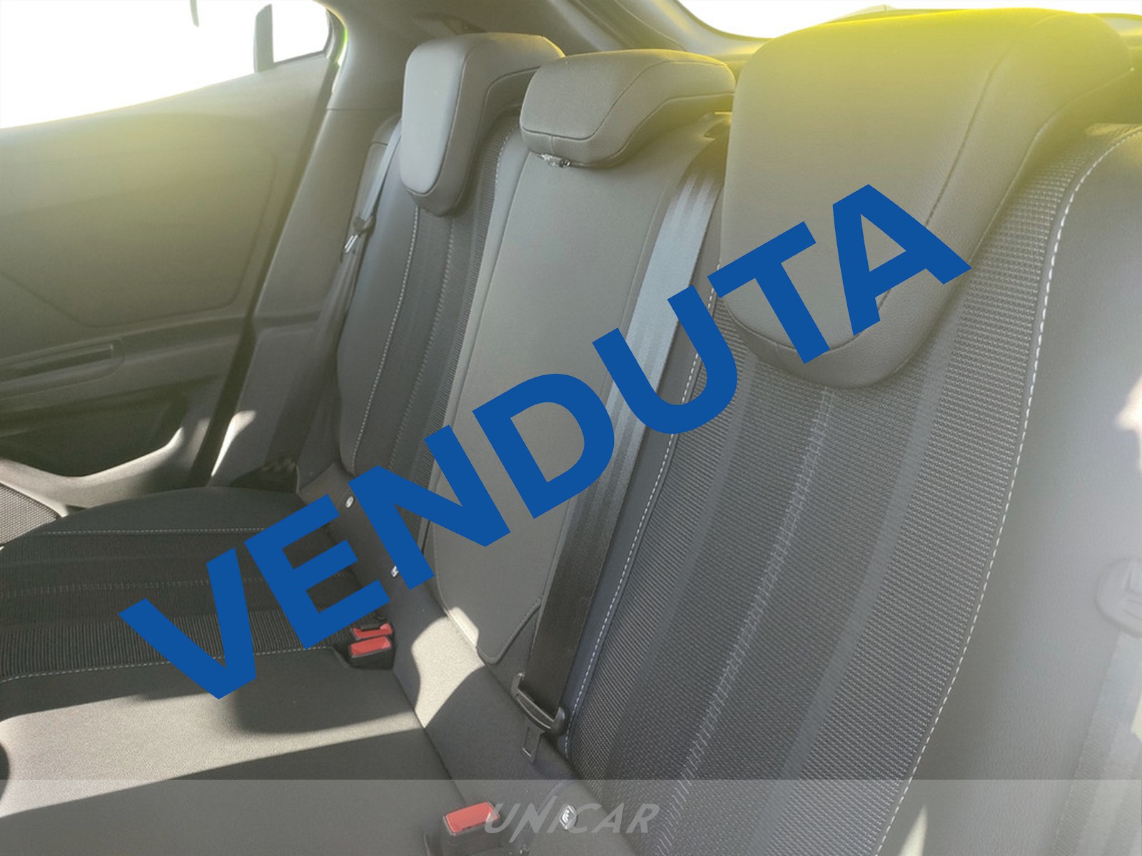 UNICAR Opel Mokka