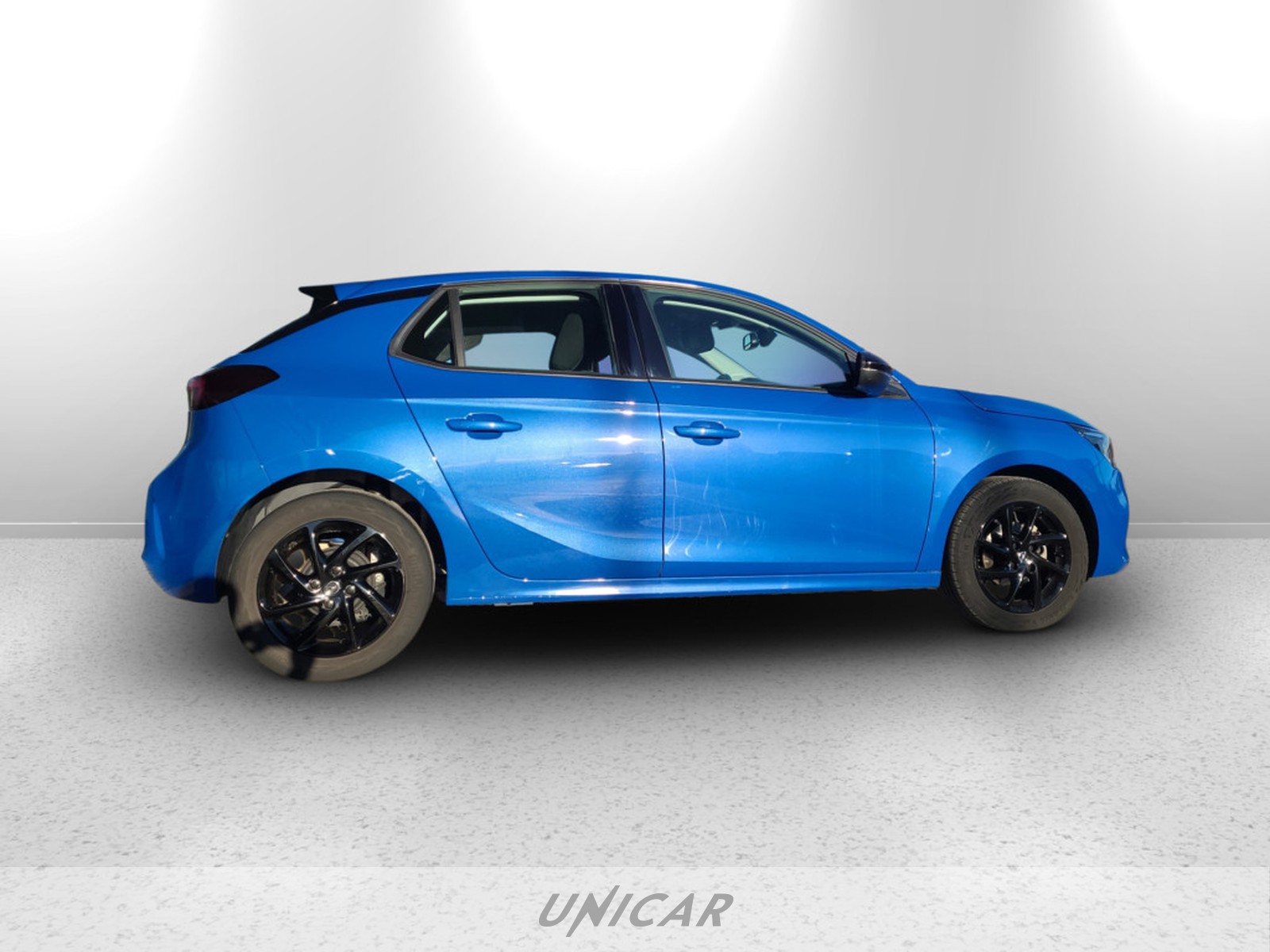 UNICAR Opel Corsa