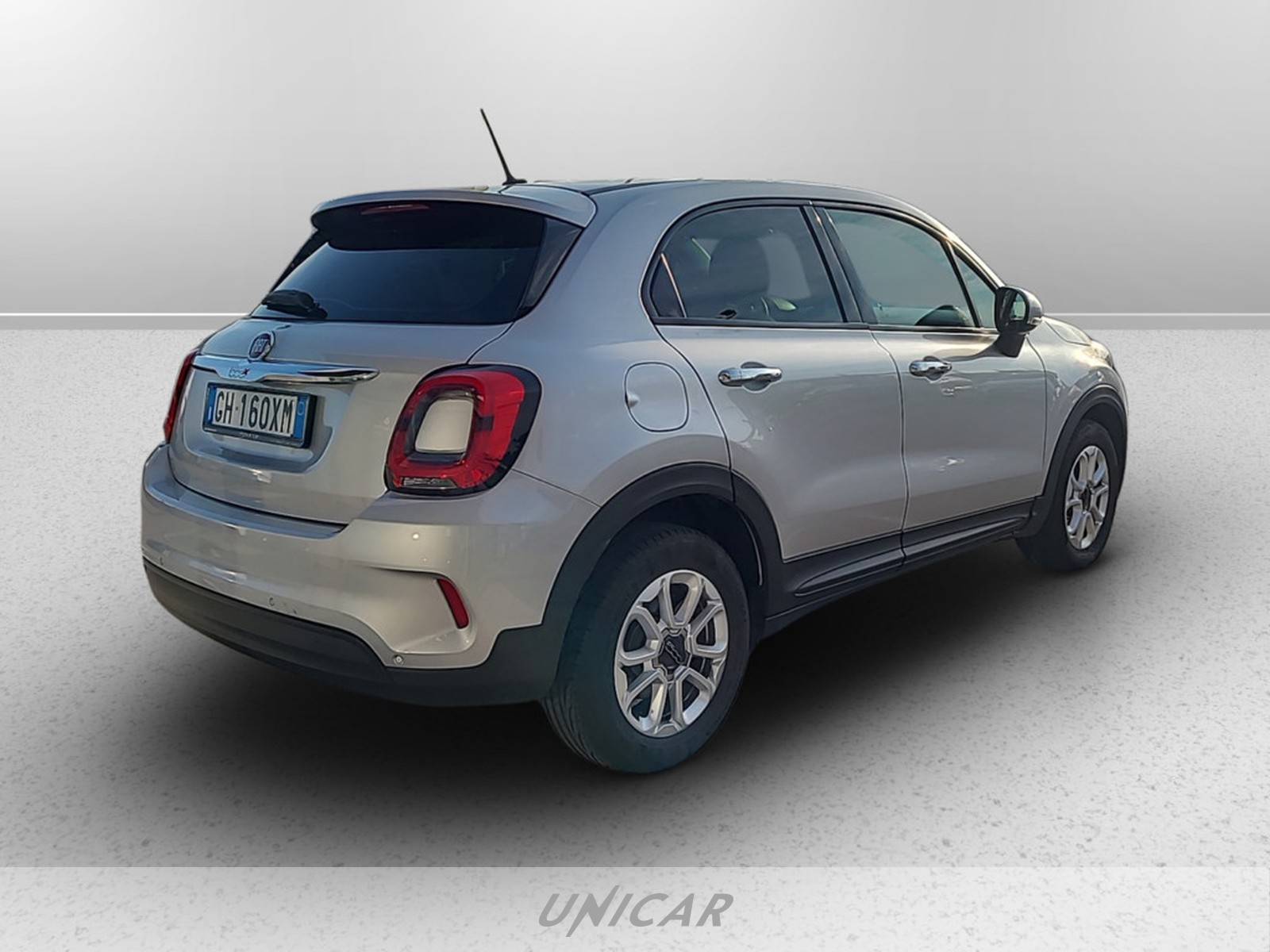 UNICAR Fiat 500X