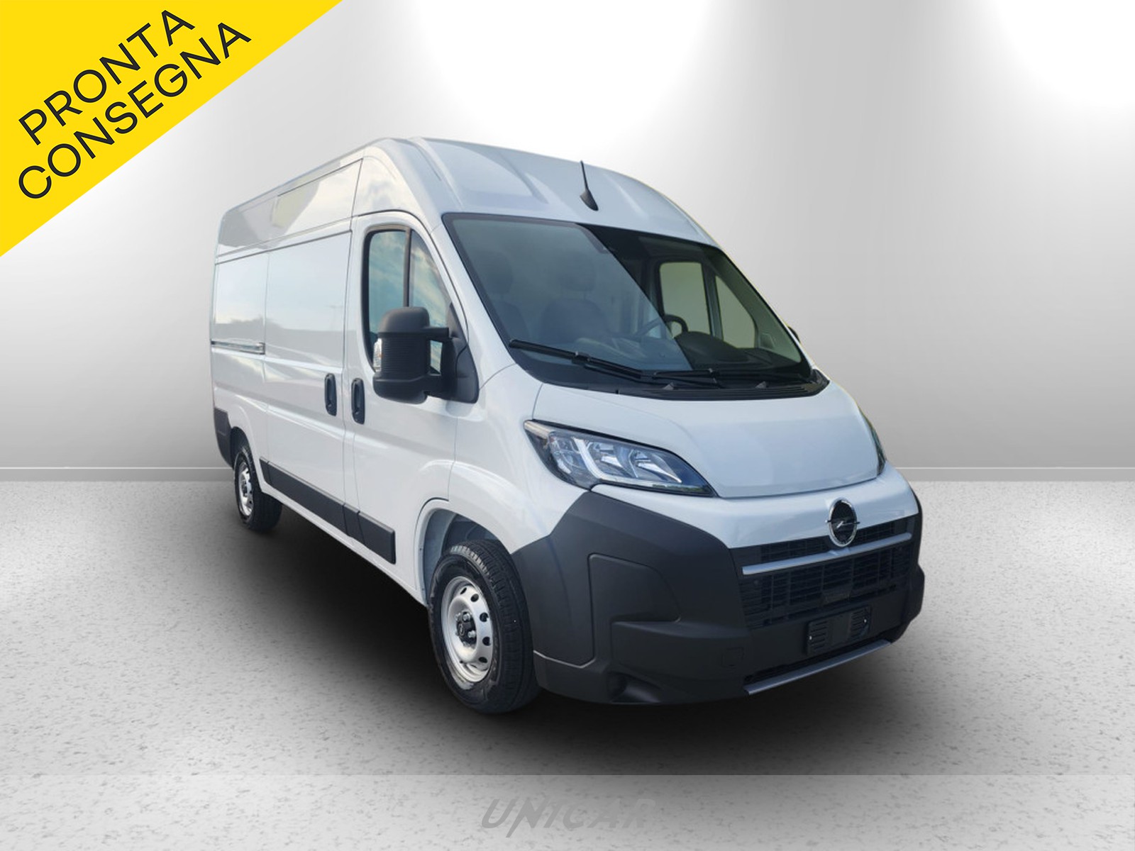 UNICAR Opel Movano