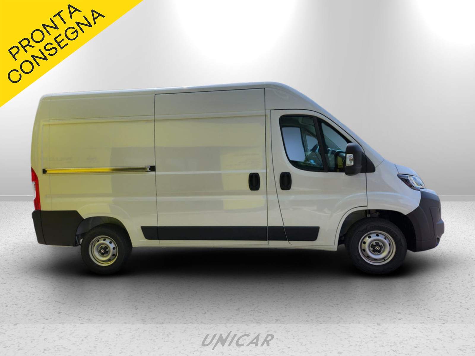 UNICAR Opel Movano