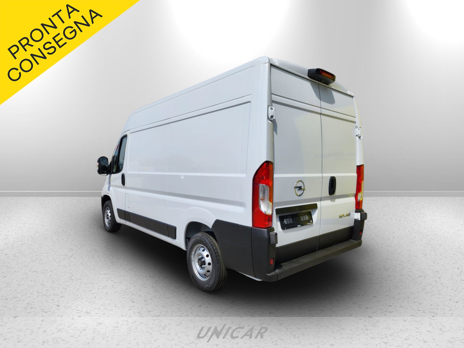 UNICAR Opel Movano