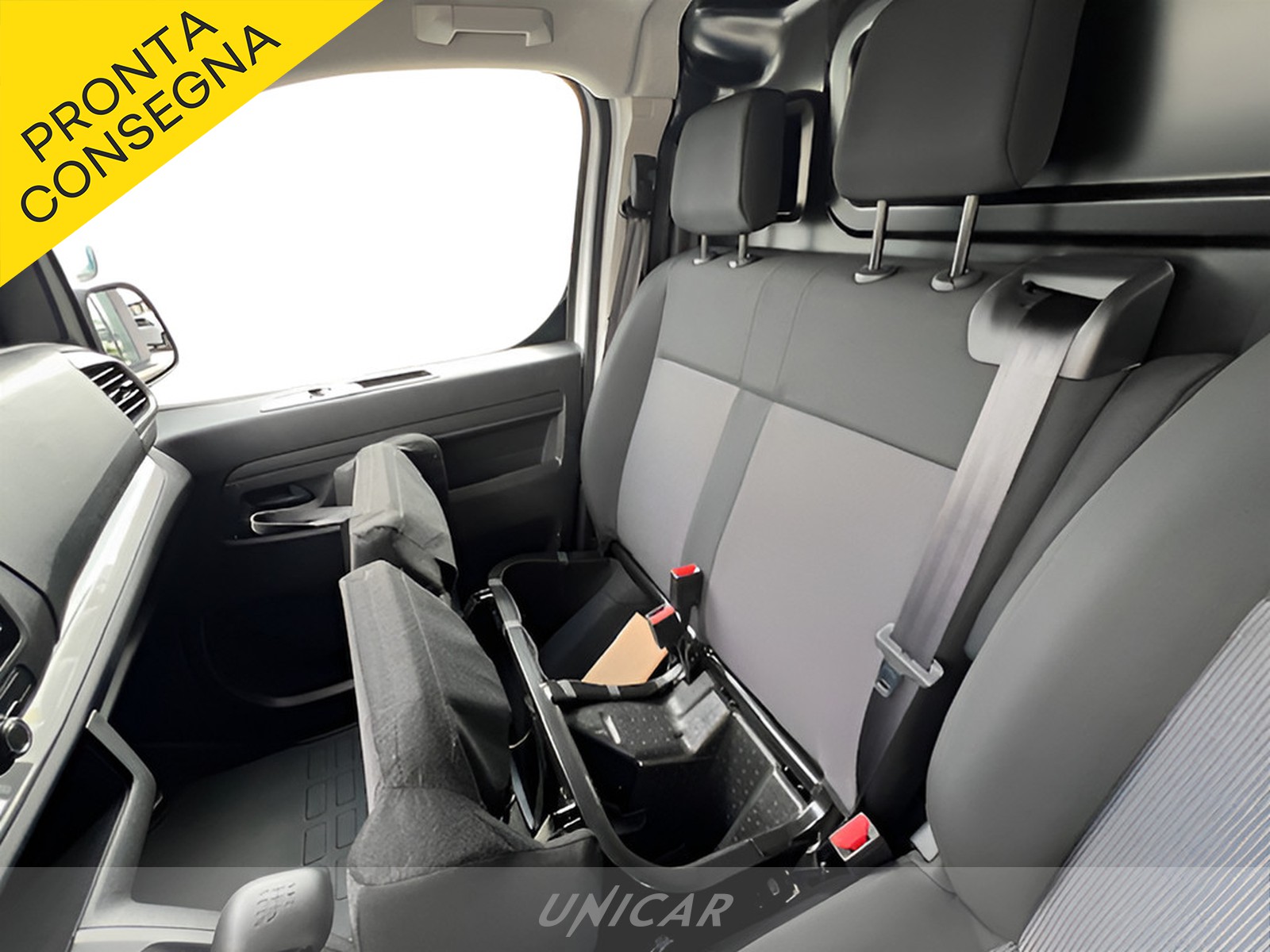 UNICAR Opel Vivaro