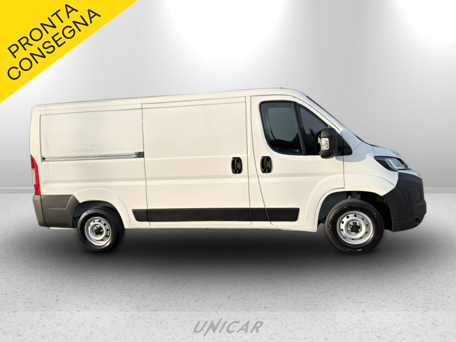 UNICAR Opel Movano