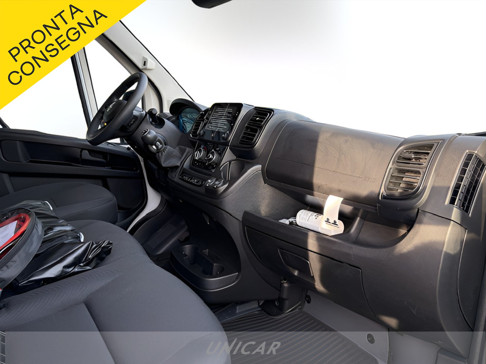 UNICAR Opel Movano