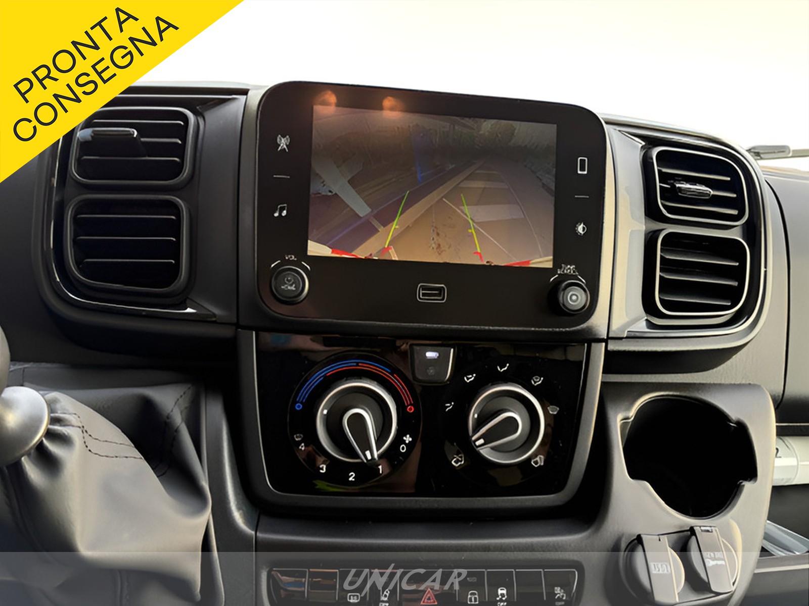 UNICAR Opel Movano