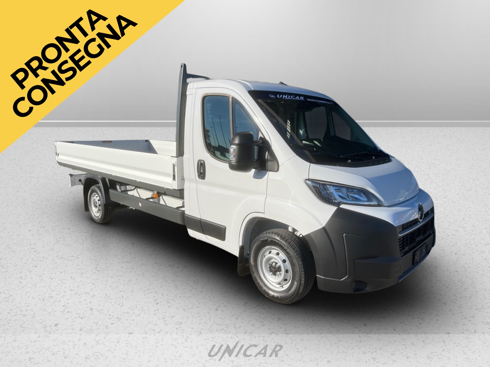 UNICAR Opel Movano