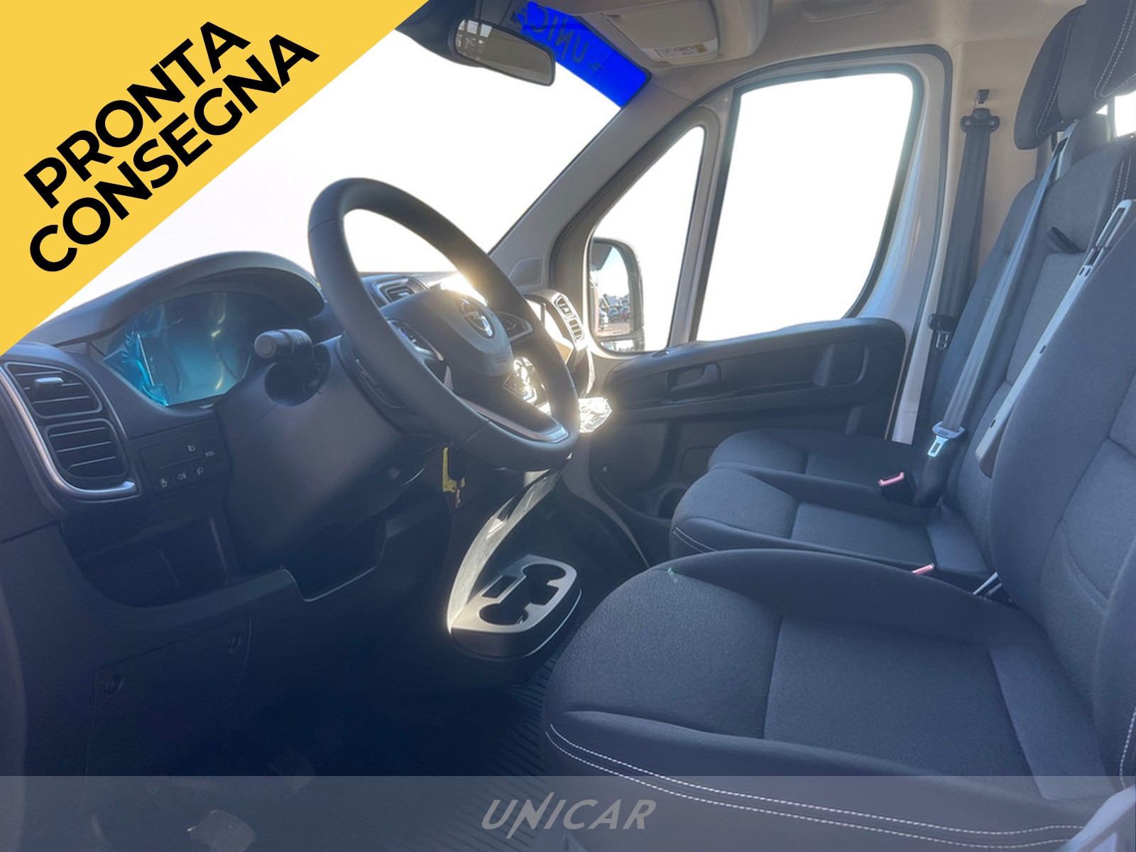 UNICAR Opel Movano