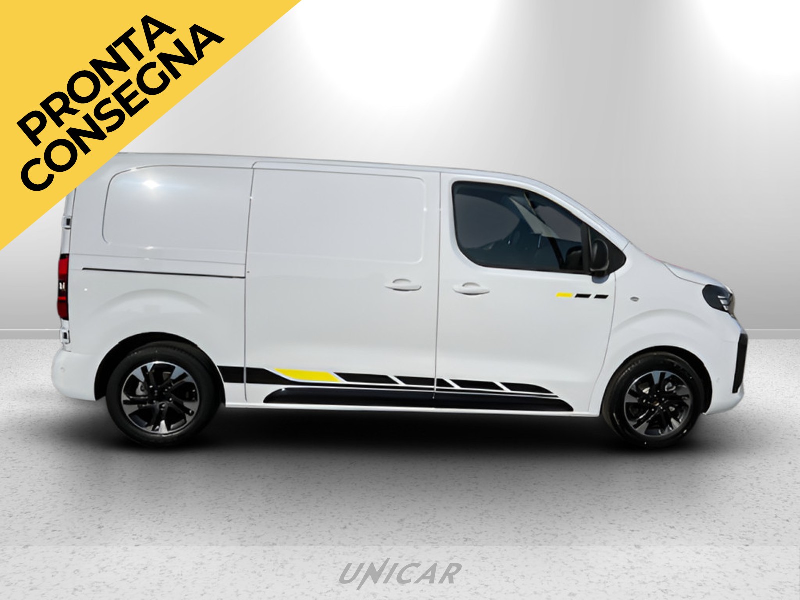 UNICAR Opel Vivaro