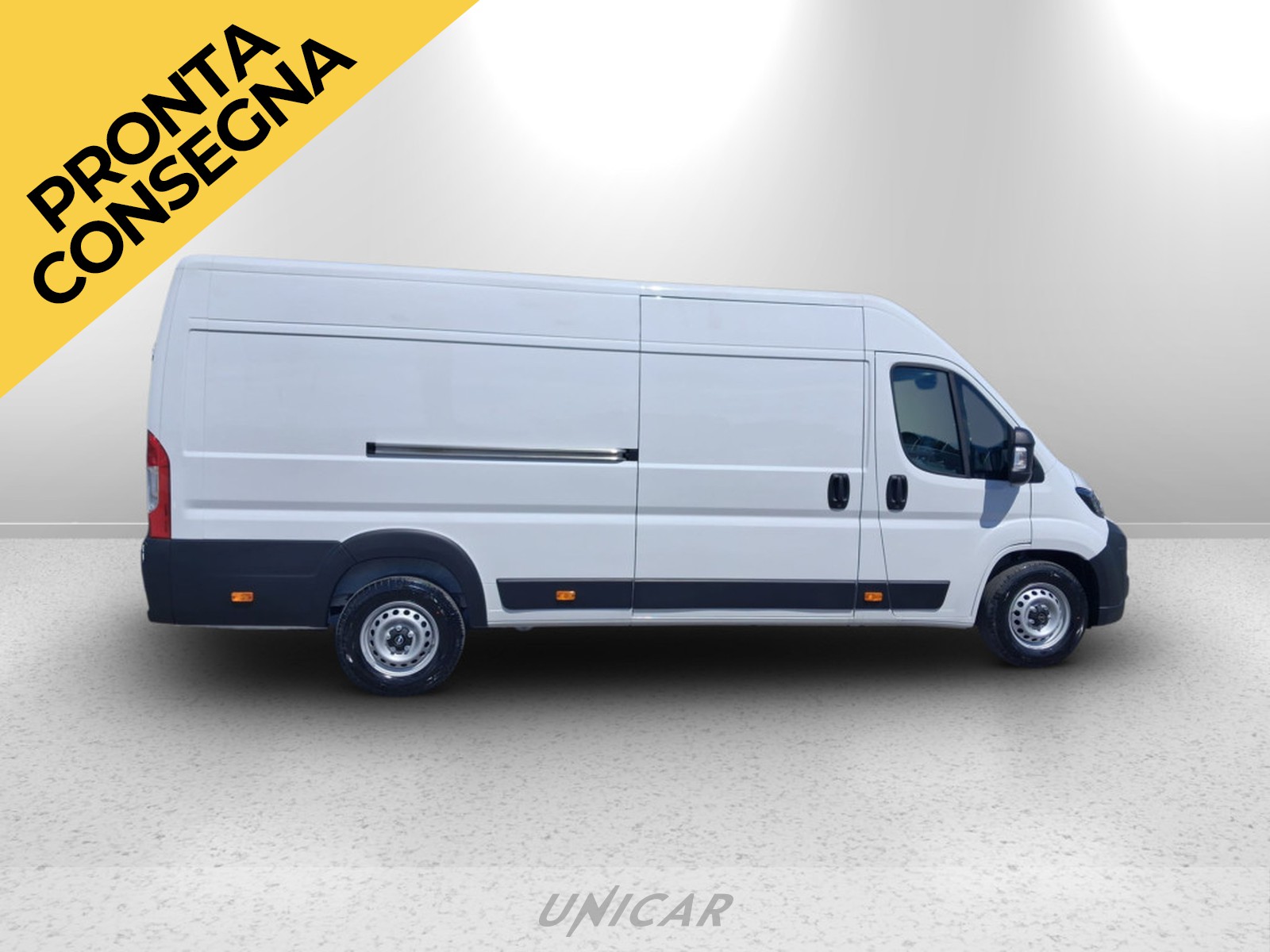UNICAR Opel Movano